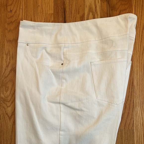 Ruby Rd Women’s Capris - Picture 2 of 8